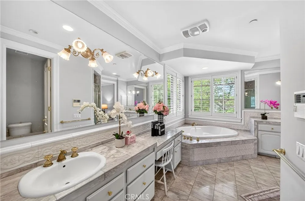 465 W Highland Avenue Sierra Madre, CA 91024
