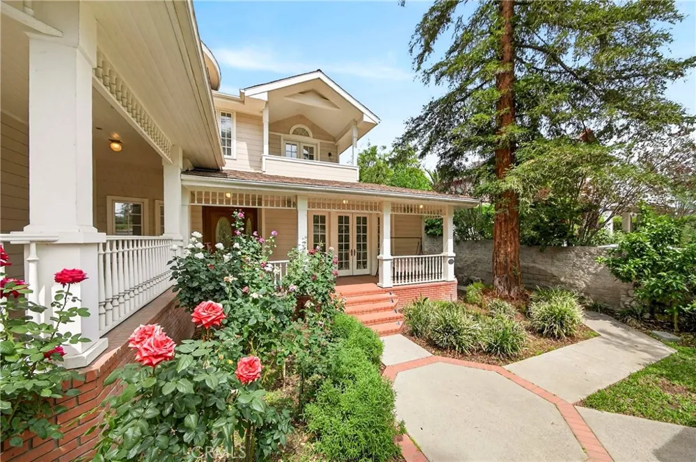 465 W Highland Avenue Sierra Madre, CA 91024