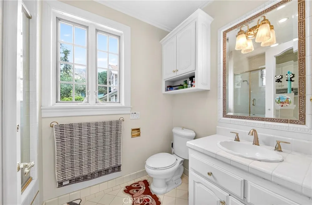 465 W Highland Avenue Sierra Madre, CA 91024