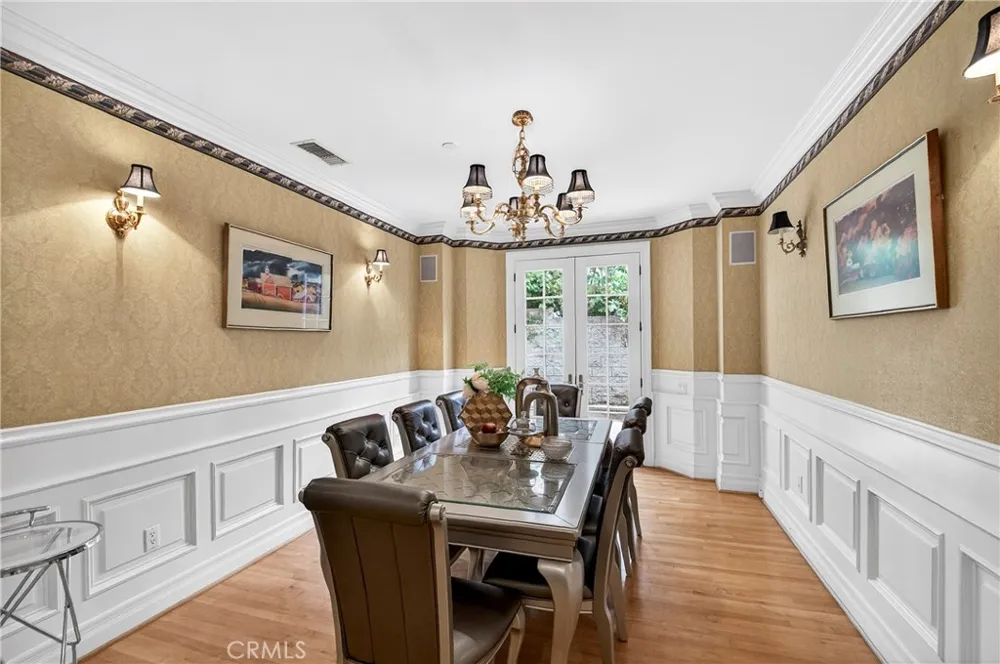 465 W Highland Avenue Sierra Madre, CA 91024
