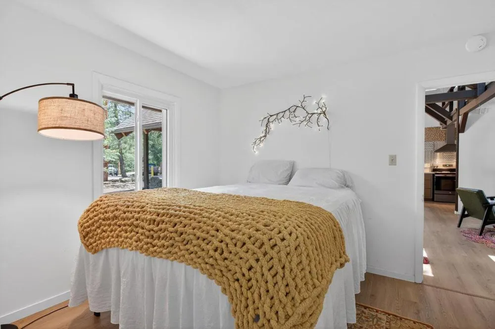 52230 Sylvan Way Idyllwild, CA 92549