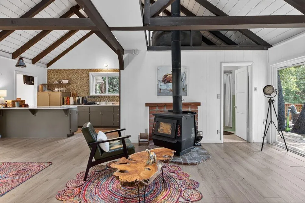 52230 Sylvan Way Idyllwild, CA 92549