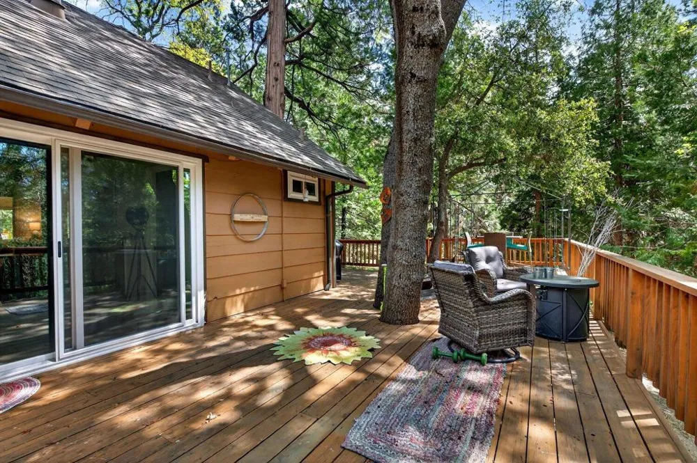 52230 Sylvan Way Idyllwild, CA 92549