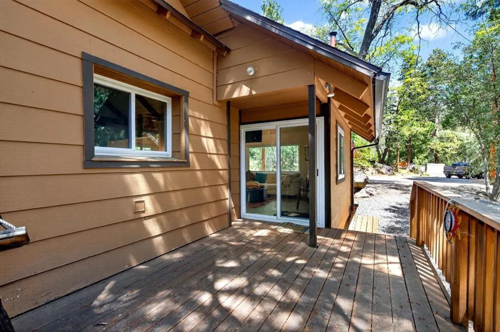 52230 Sylvan Way Idyllwild, CA 92549