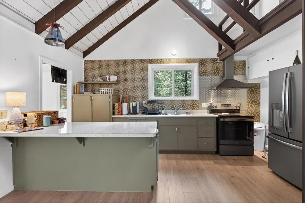 52230 Sylvan Way Idyllwild, CA 92549