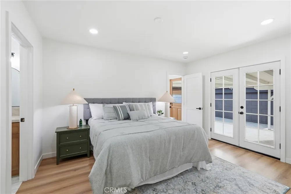 6926 E Peabody Long Beach, CA 90808