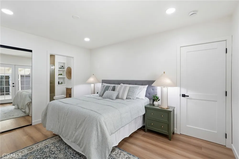 6926 E Peabody Long Beach, CA 90808