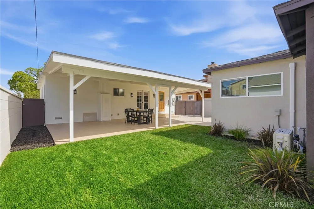 6926 E Peabody Long Beach, CA 90808