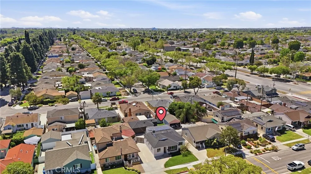 6926 E Peabody Long Beach, CA 90808