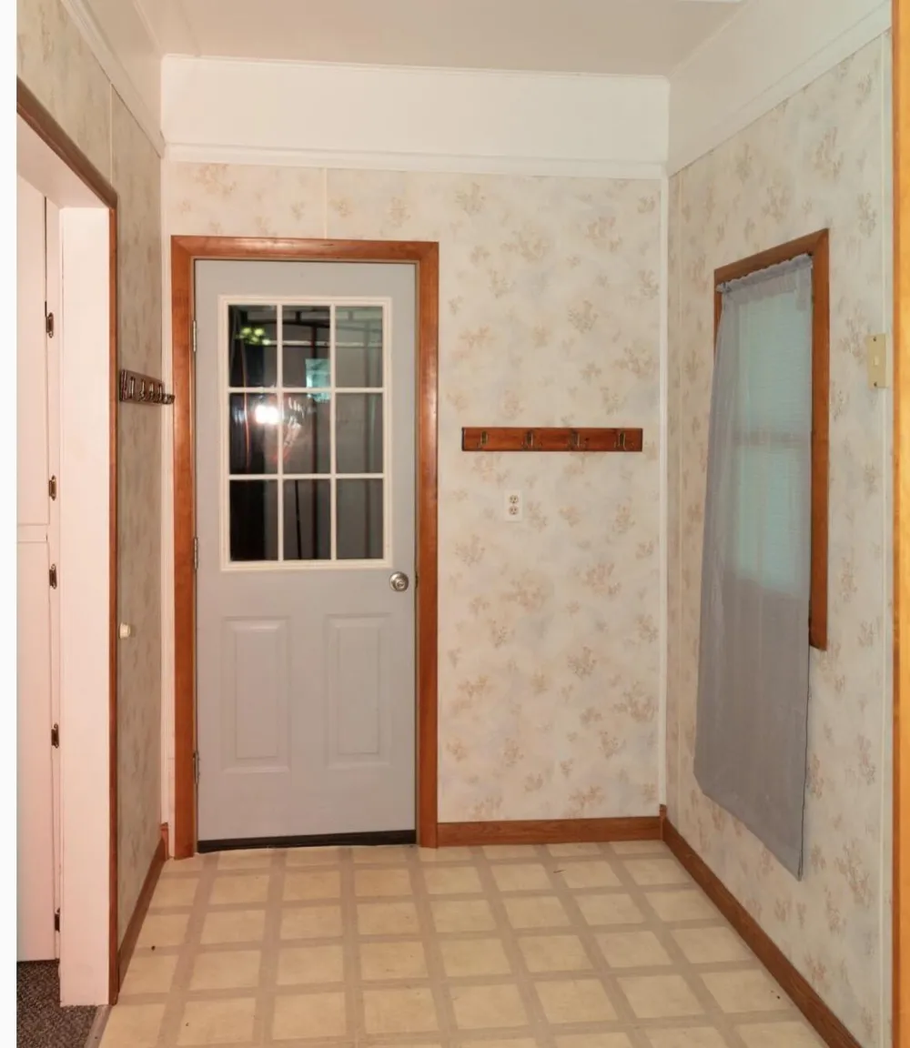 4153 4th Street Newport, MI 48166