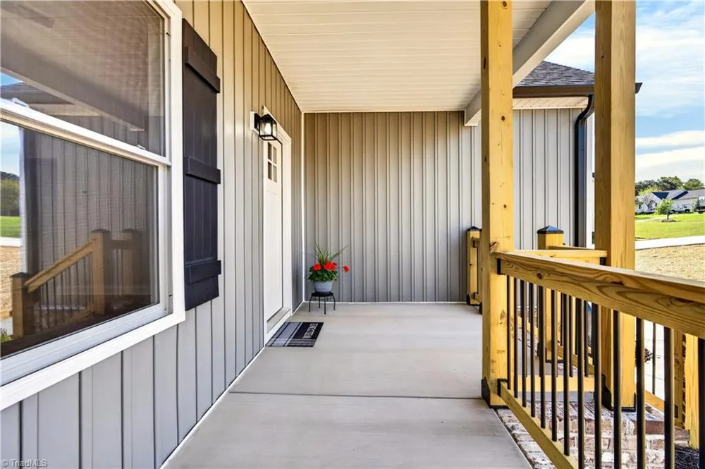 144 Tranquility Lane Harmony, NC 28634