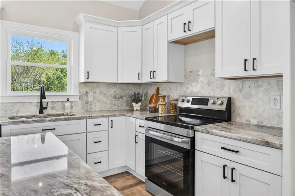 144 Tranquility Lane Harmony, NC 28634