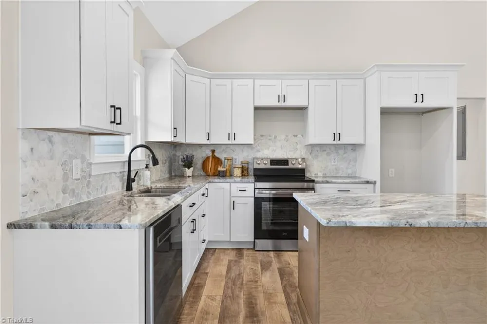 144 Tranquility Lane Harmony, NC 28634