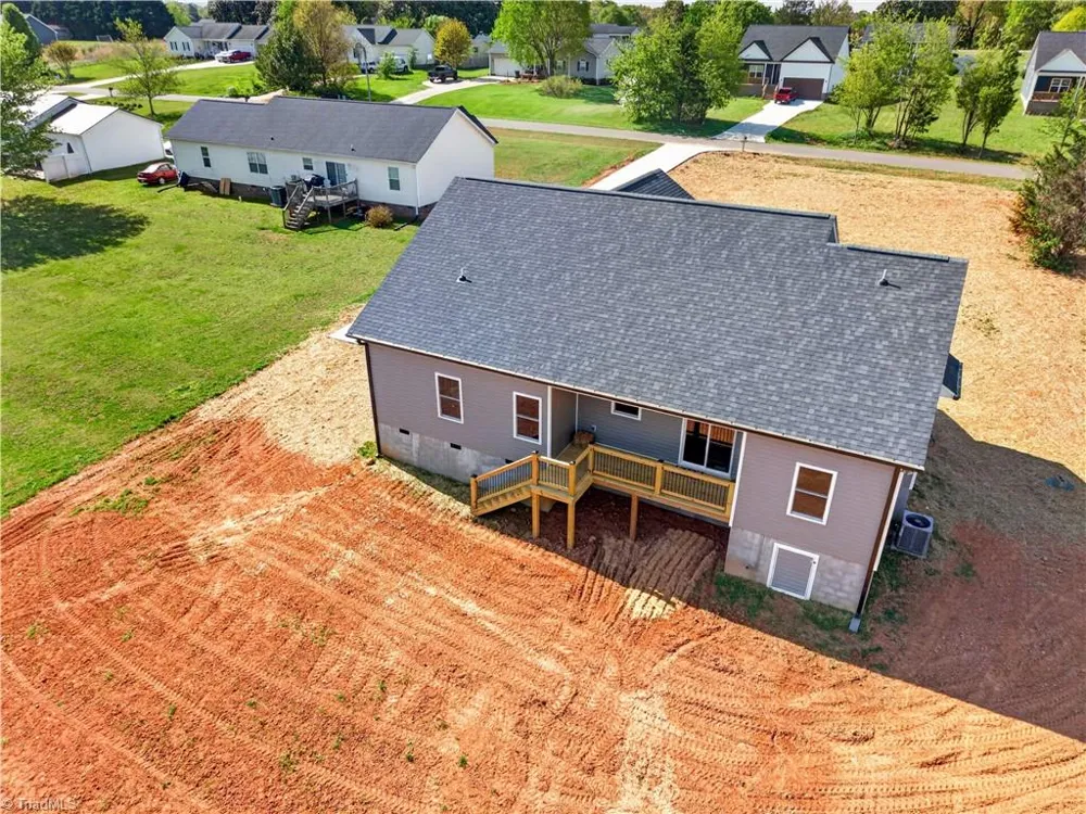 144 Tranquility Lane Harmony, NC 28634