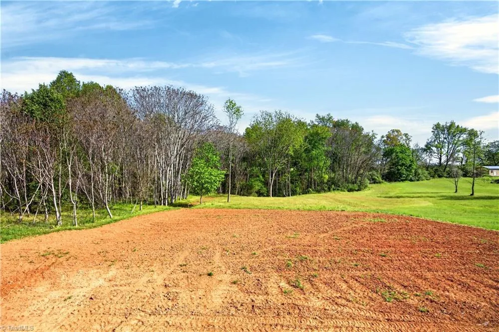 144 Tranquility Lane Harmony, NC 28634