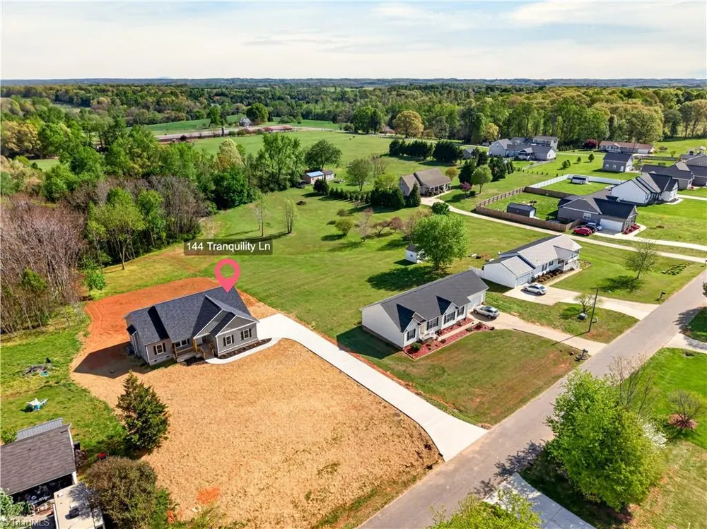 144 Tranquility Lane Harmony, NC 28634