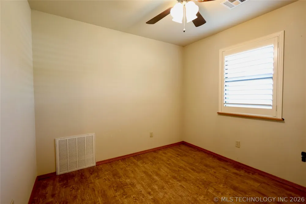 2211 Hines Court Sulphur, OK 73086