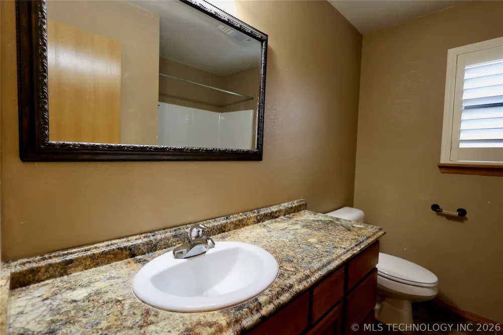 2211 Hines Court Sulphur, OK 73086
