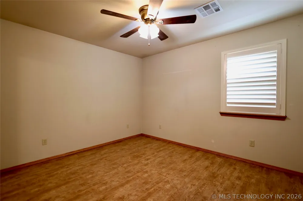 2211 Hines Court Sulphur, OK 73086