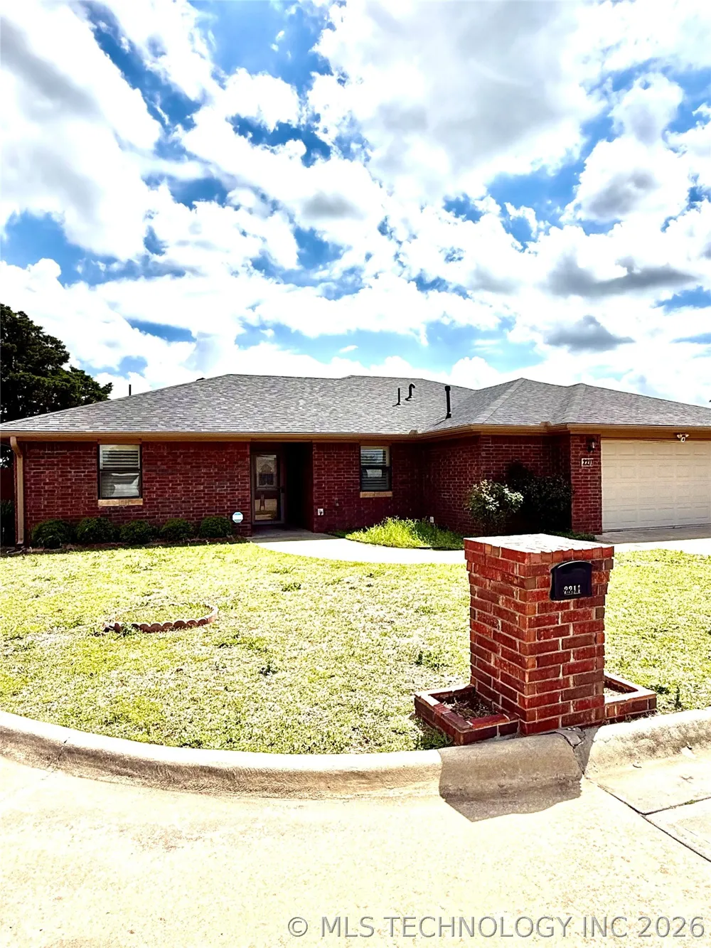 2211 Hines Court Sulphur, OK 73086
