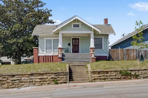 1606 S Denver Avenue
