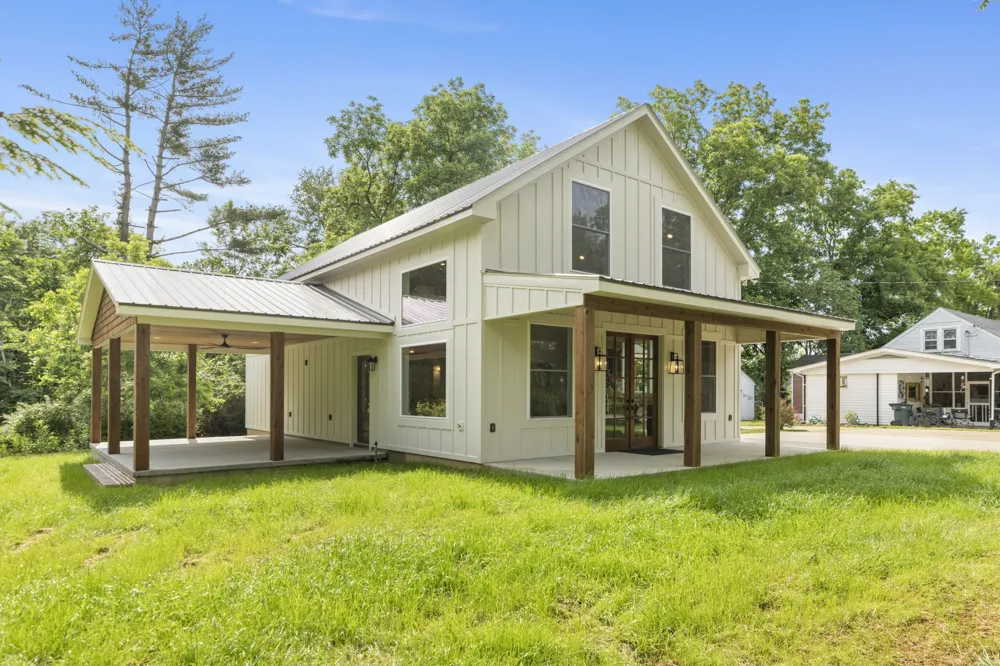 97 Barnwell Ave Centerville, TN 37033