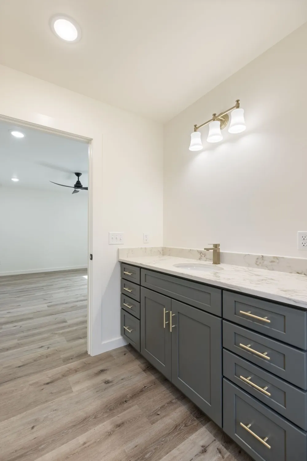 97 Barnwell Ave Centerville, TN 37033