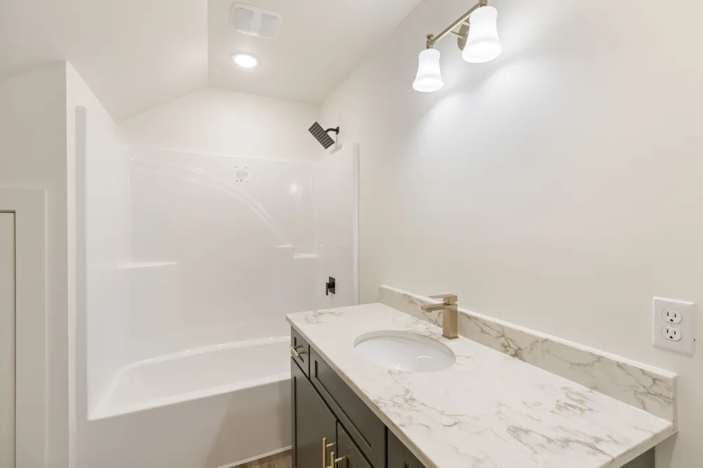 97 Barnwell Ave Centerville, TN 37033
