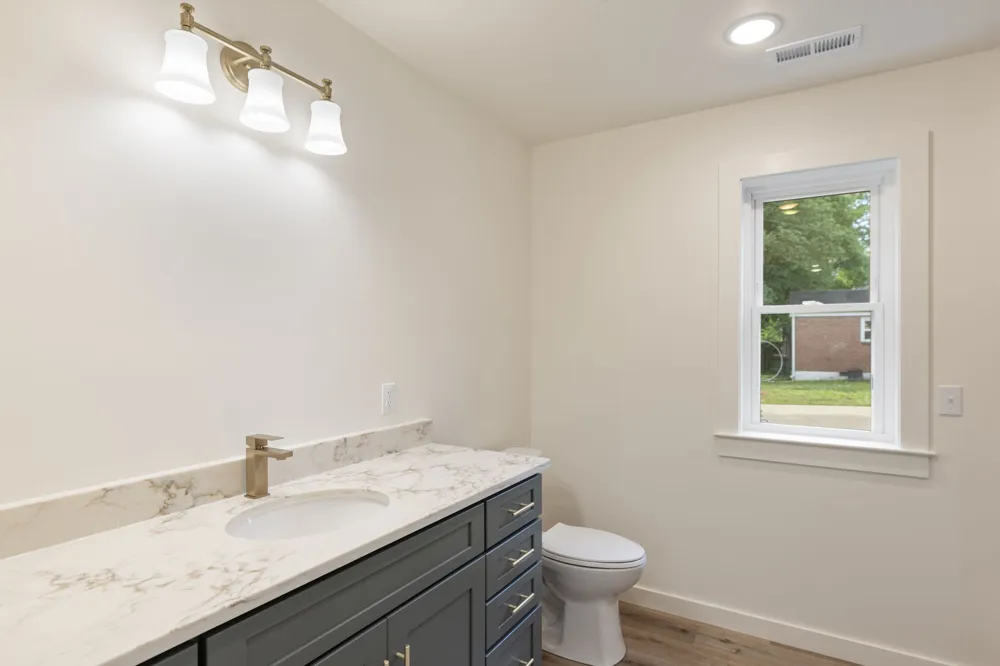 97 Barnwell Ave Centerville, TN 37033