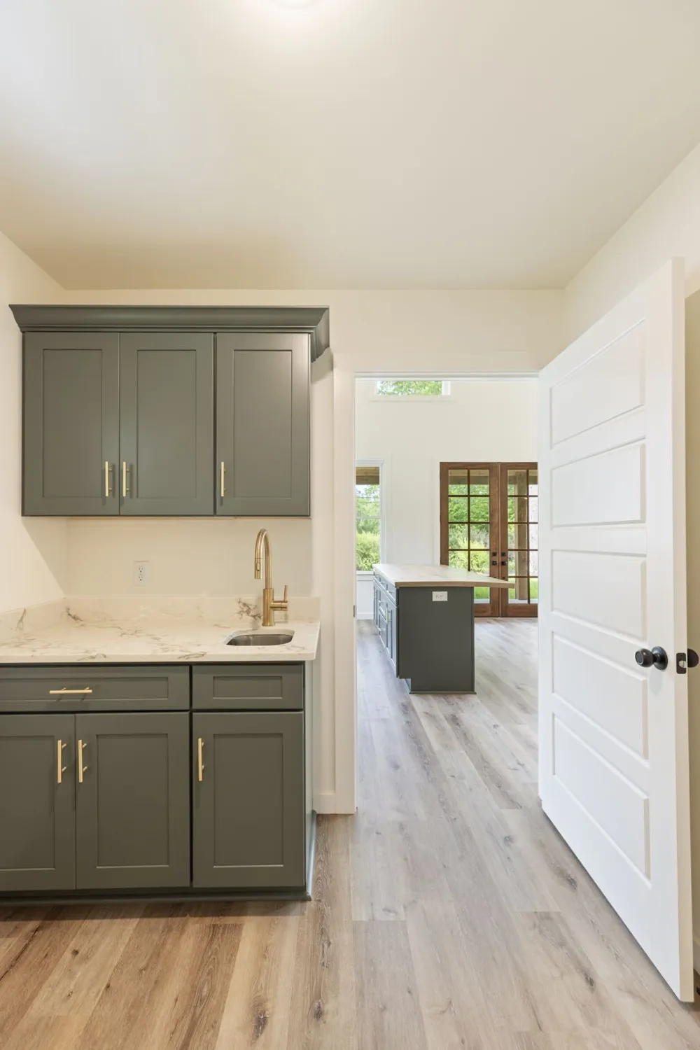 97 Barnwell Ave Centerville, TN 37033