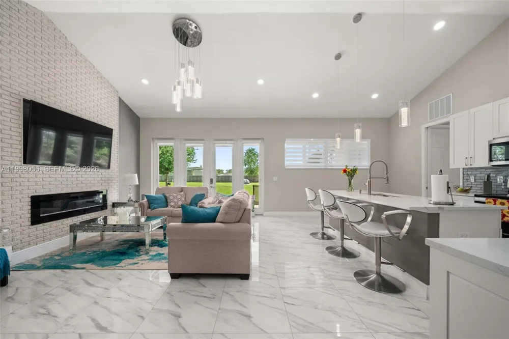 2009 Flower Sebring, FL 33875
