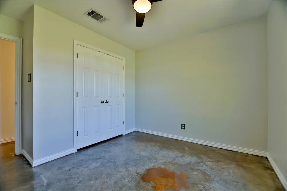 152 Round Up Drive Liberty Hill, TX 78642