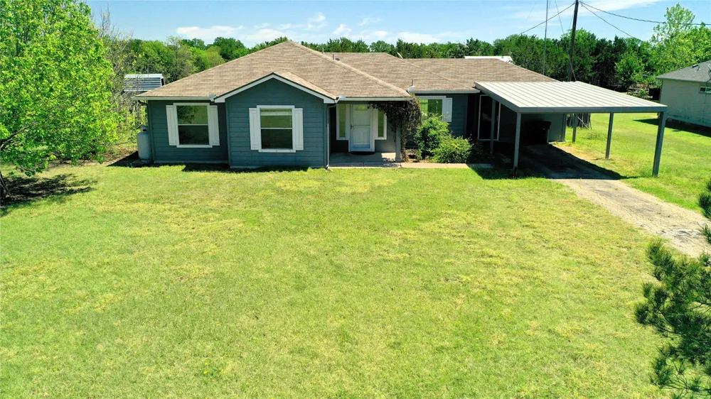152 Round Up Drive Liberty Hill, TX 78642