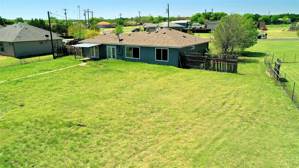 152 Round Up Drive Liberty Hill, TX 78642