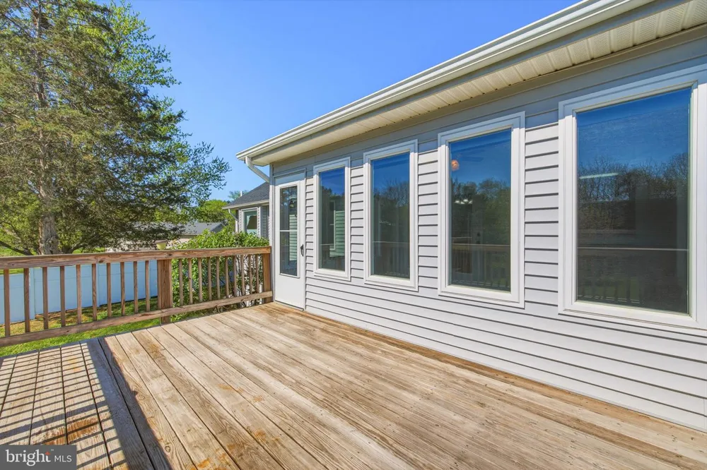 515 HOLLINGSWORTH ROAD Woodstock, VA 22664