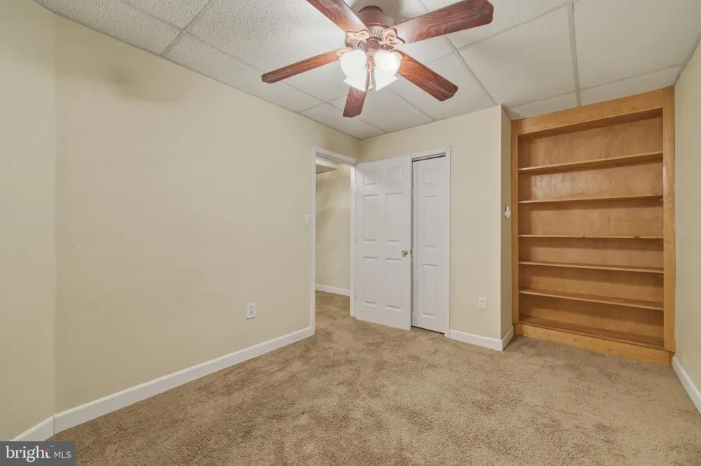 515 HOLLINGSWORTH ROAD Woodstock, VA 22664