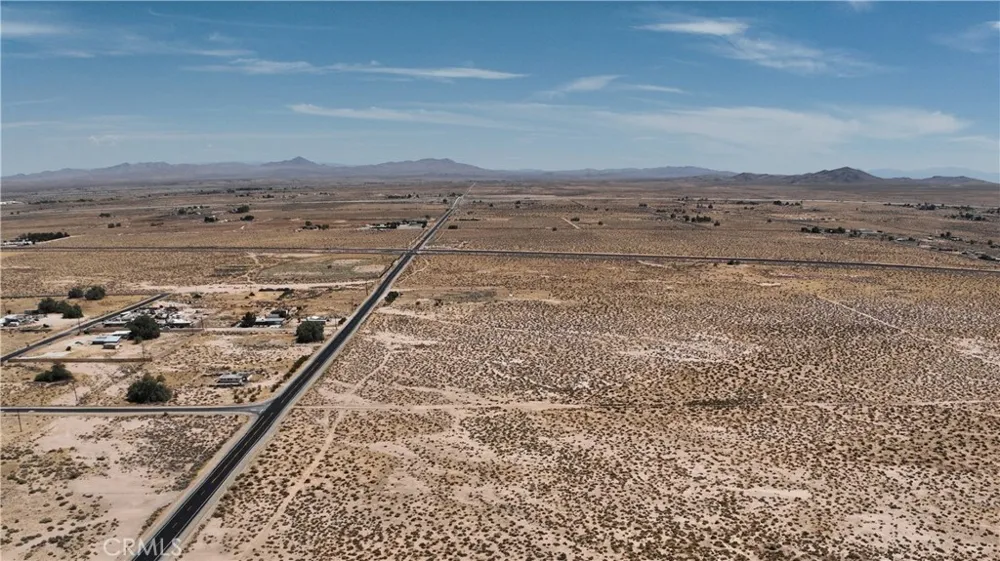 Hinkley Rd. Hinkley, CA 92347