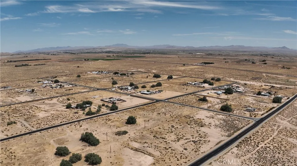 Hinkley Rd. Hinkley, CA 92347