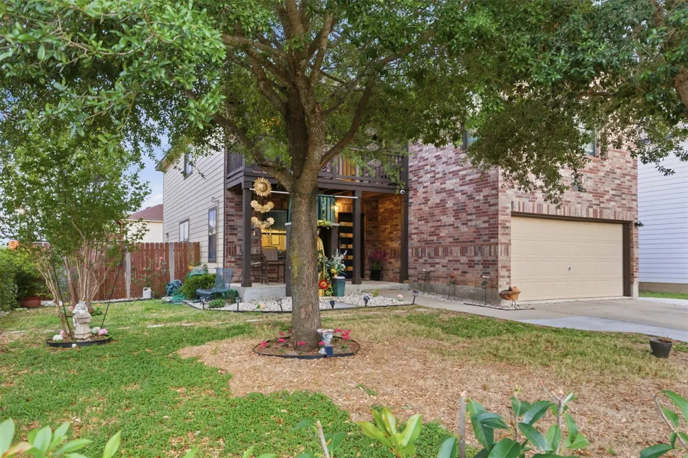 5701 Malarkey Road Del Valle, TX 78617