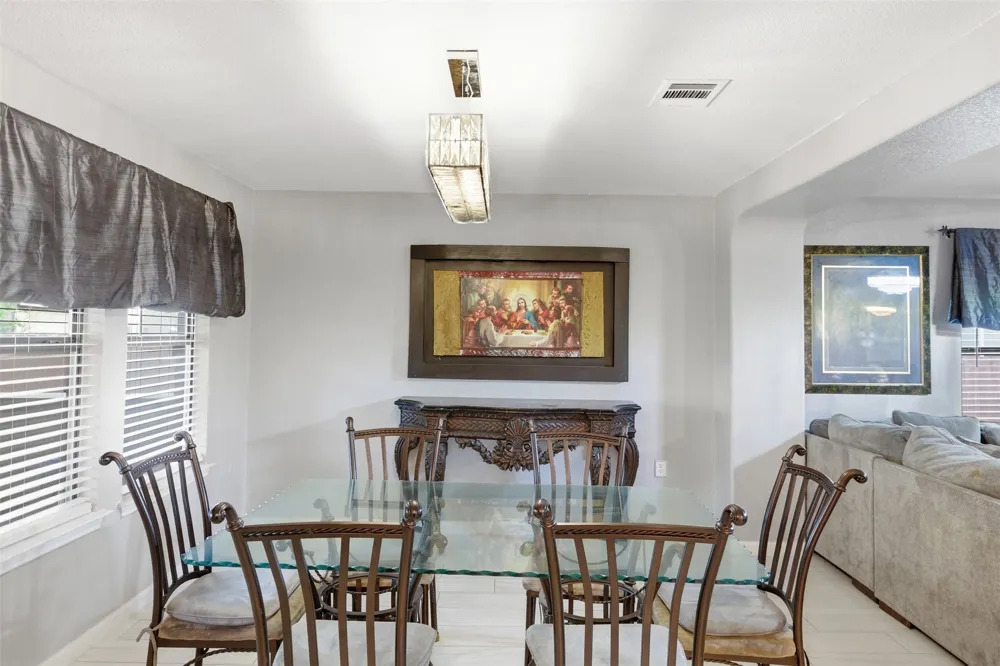 5701 Malarkey Road Del Valle, TX 78617