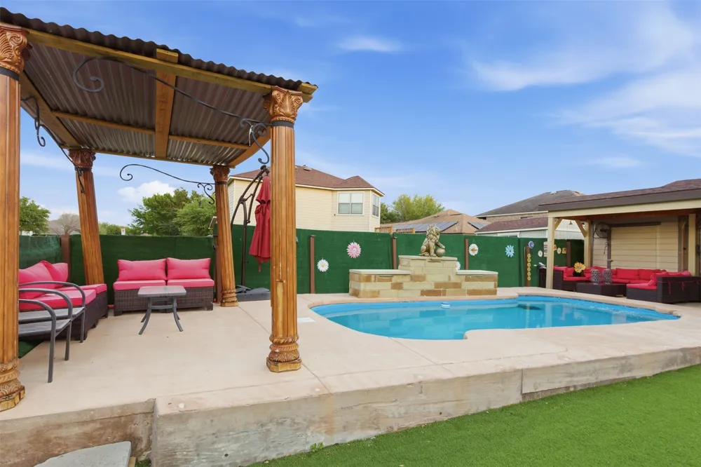 5701 Malarkey Road Del Valle, TX 78617