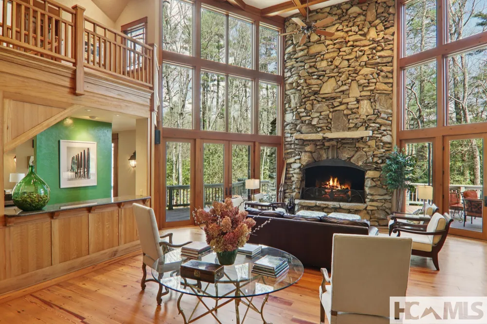 46 Mills Creek Drive Lake Toxaway, NC 28747