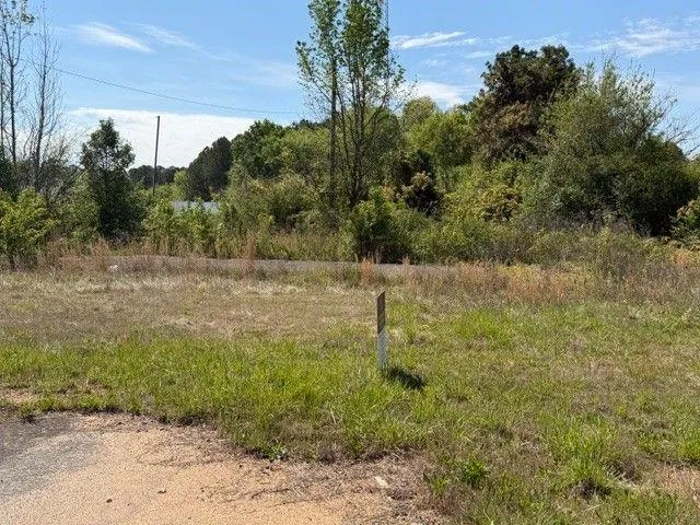 7704 State Rte 140 Adairsville, GA 30103