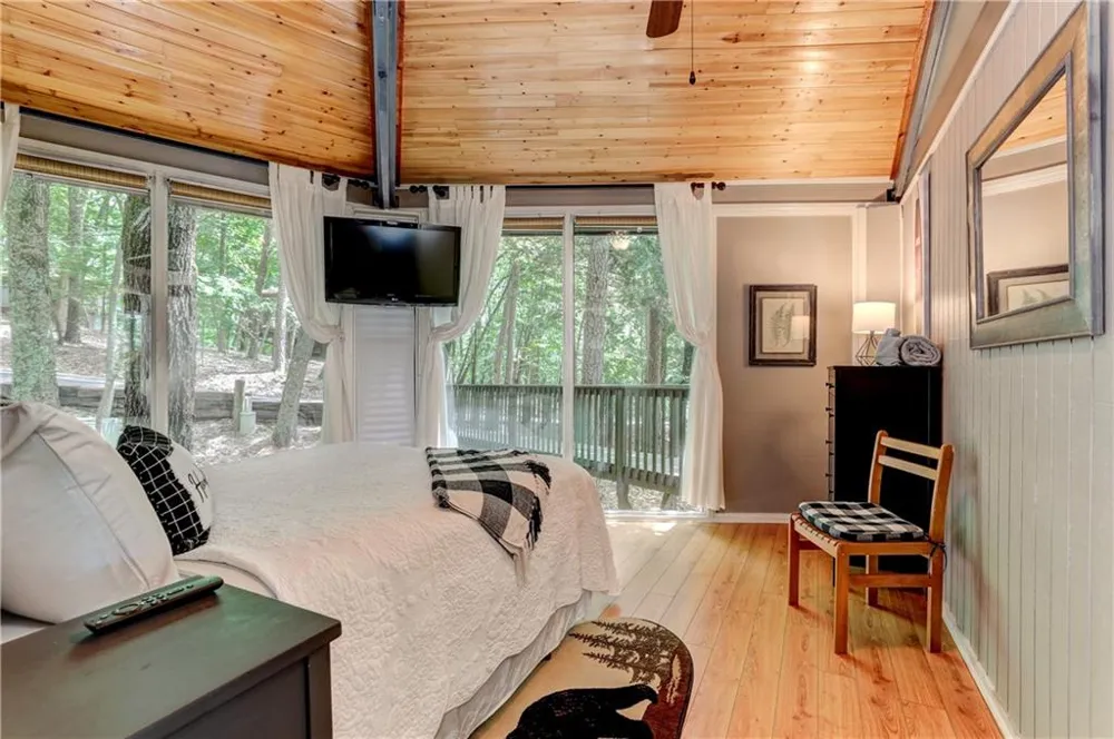 196 Treetopper Circle Big Canoe, GA 30143