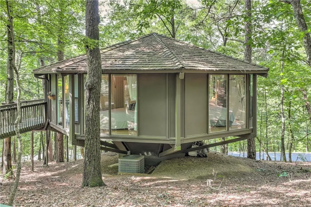 196 Treetopper Circle Big Canoe, GA 30143