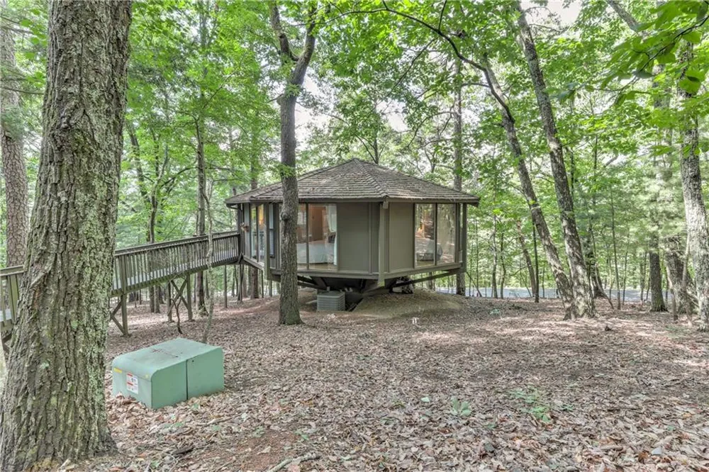 196 Treetopper Circle Big Canoe, GA 30143