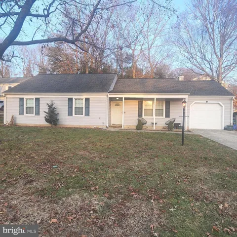 3525 SMOKE TREE COURT