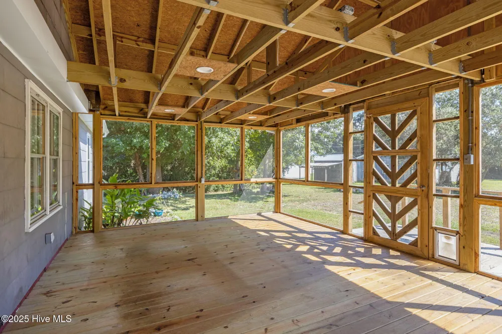 376 Shell Road Atlantic, NC 28511