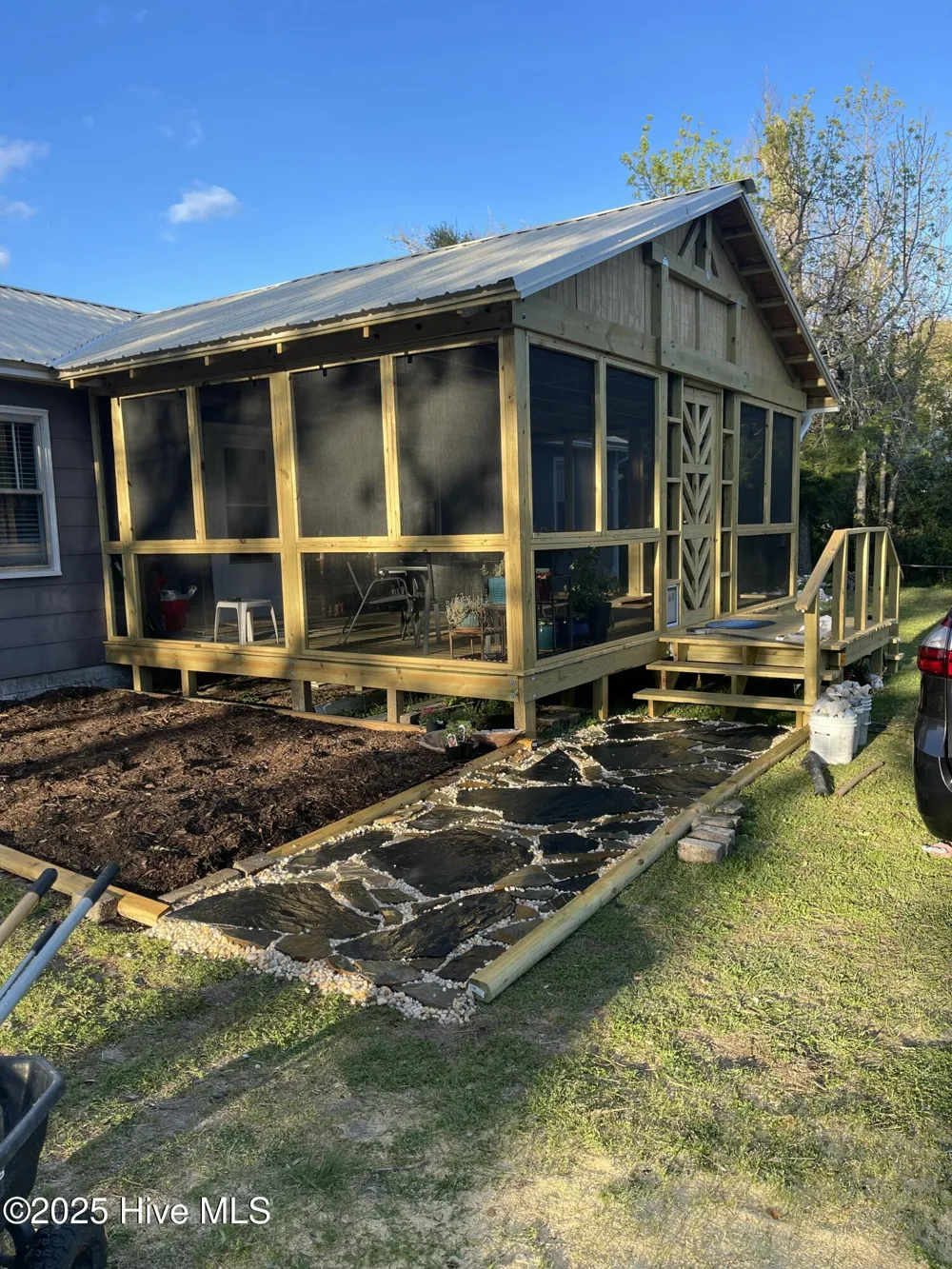 376 Shell Road Atlantic, NC 28511