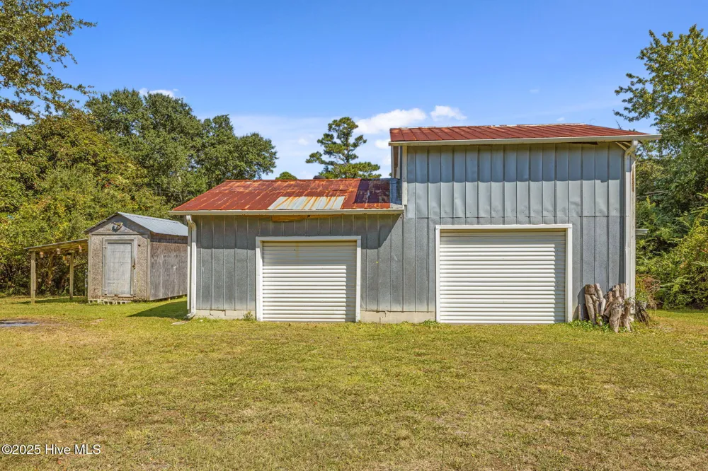 376 Shell Road Atlantic, NC 28511